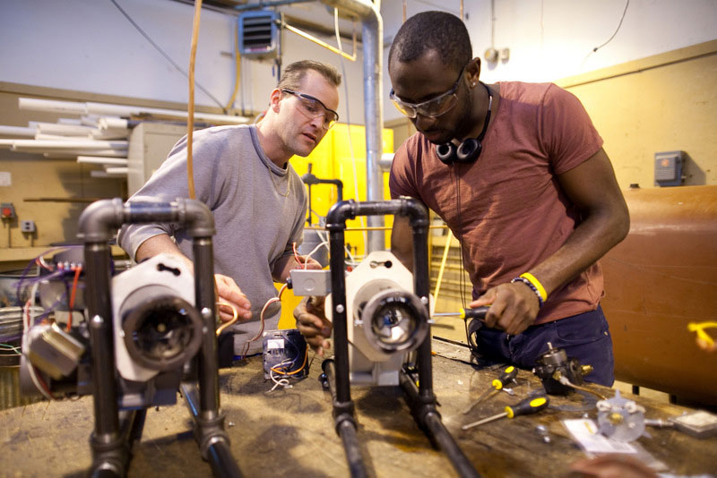 Students working in lab