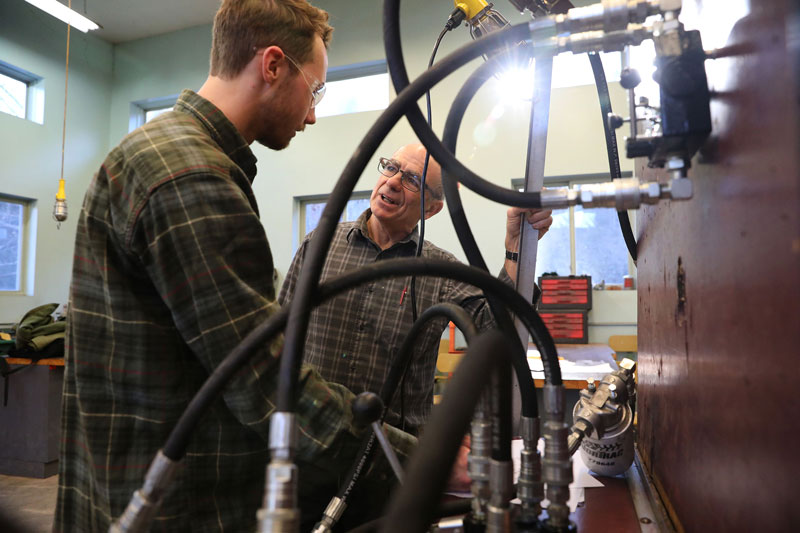 Faculty and student in lab